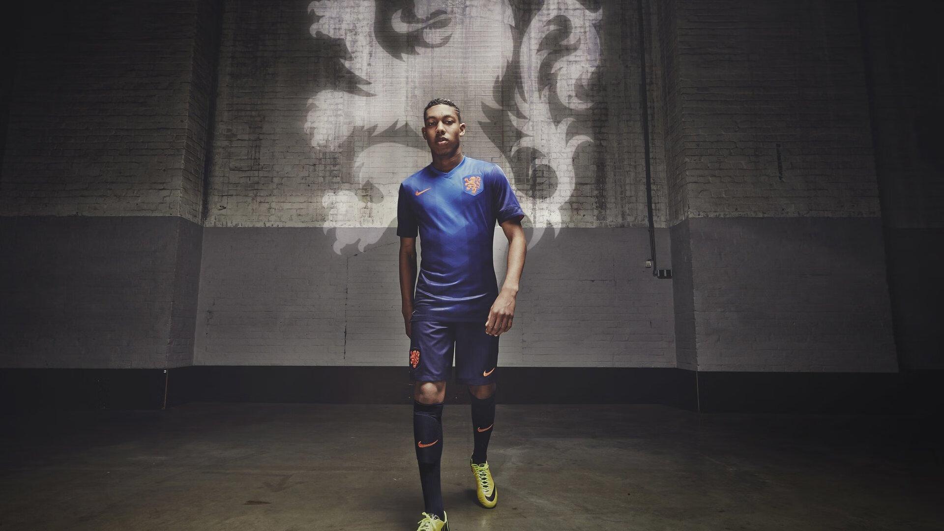 国王队暂停交易后场大将计划 但对签下威少仍坚定不移