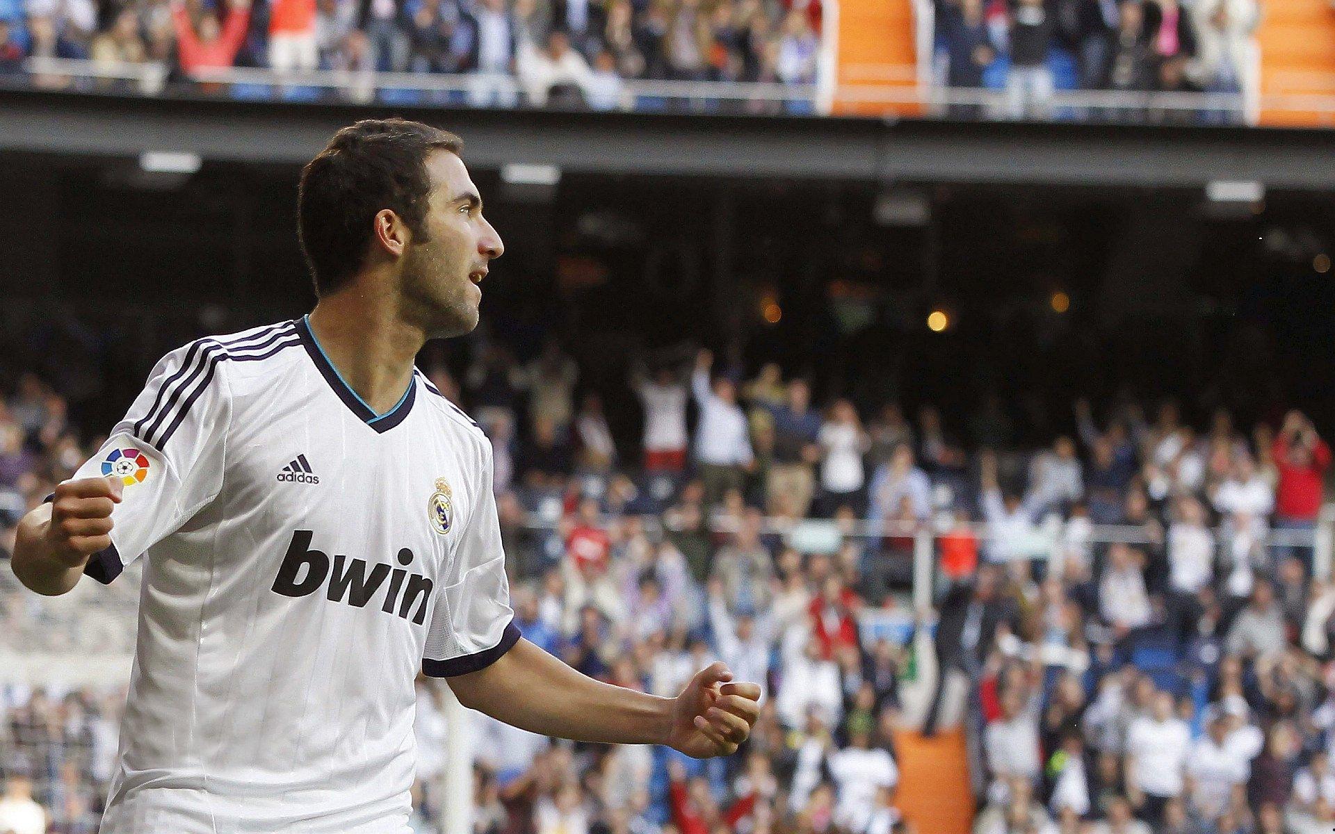 拉波尔塔，已与梅西修复关系，巴萨永远是他的家